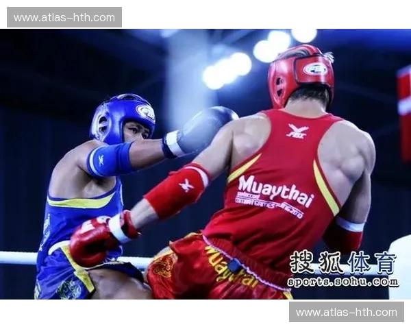 拳台上的双雄：雅桑克莱与曼，一场关于荣耀与信念的史诗对决